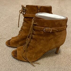 Jones New York Tan/Caramel Lace-Up Peep Toe Ankle Boots